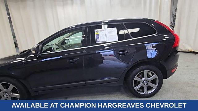 Photo of 2013 Black Sapphire Metallic Volvo XC60