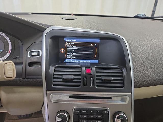 Photo of 2013 Black Sapphire Metallic Volvo XC60