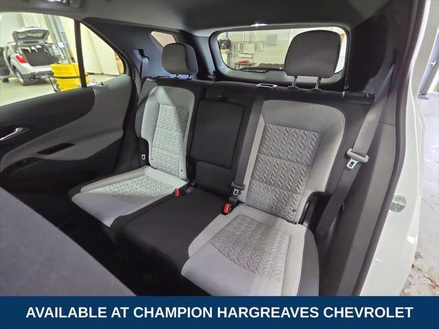 Photo of 2023 Summit White Chevrolet Equinox