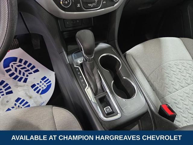 Photo of 2023 Summit White Chevrolet Equinox