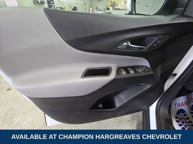 Photo of 2023 Summit White Chevrolet Equinox