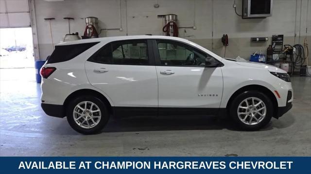 Photo of 2023 Summit White Chevrolet Equinox