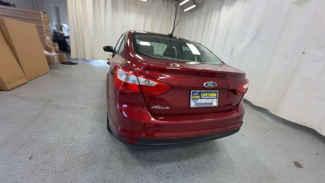 Photo of 2014 Red Ford Focus