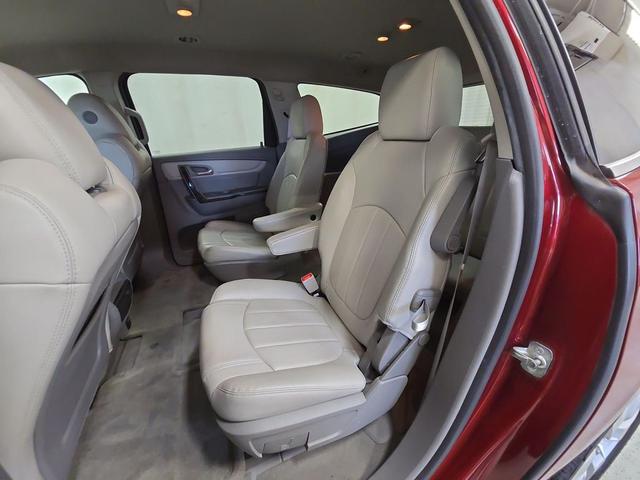 Photo of 2015 Siren Red Tintcoat Chevrolet Traverse