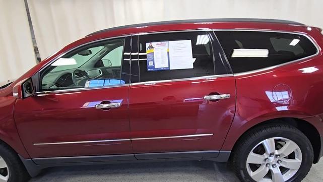 Photo of 2015 Siren Red Tintcoat Chevrolet Traverse