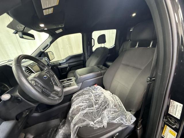Photo of 2015 Tuxedo Black Metallic Ford F-150
