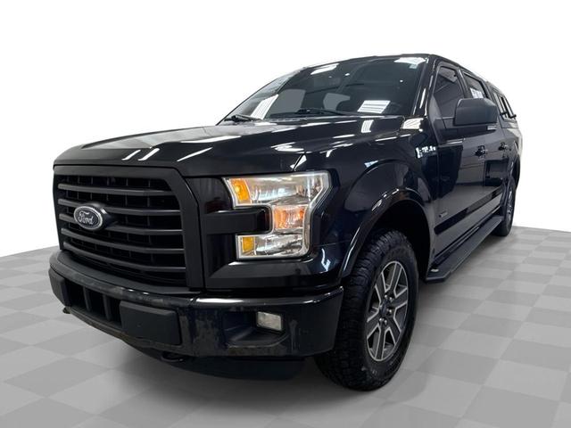 Photo of 2015 Tuxedo Black Metallic Ford F-150
