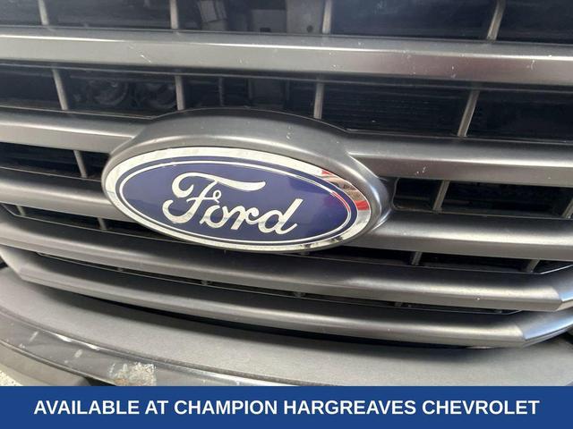 Photo of 2015 Tuxedo Black Metallic Ford F-150