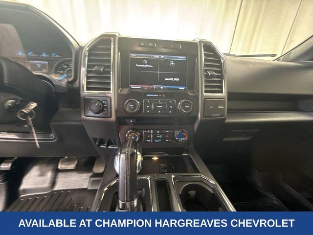 Photo of 2015 Tuxedo Black Metallic Ford F-150