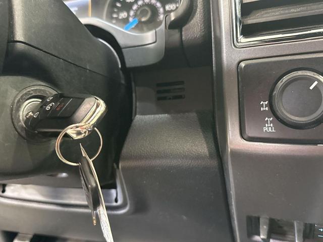 Photo of 2015 Tuxedo Black Metallic Ford F-150
