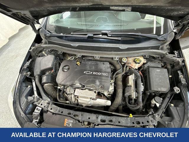 Photo of 2018 Mosaic Black Metallic Chevrolet Cruze
