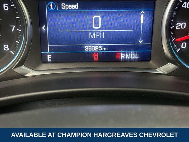 Photo of 2022 Blue Glow Metallic Chevrolet Equinox