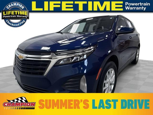 Photo of 2022 Blue Glow Metallic Chevrolet Equinox