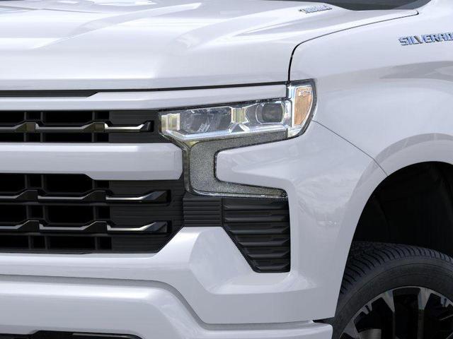 Photo of 2025 Summit White Chevrolet Silverado 1500