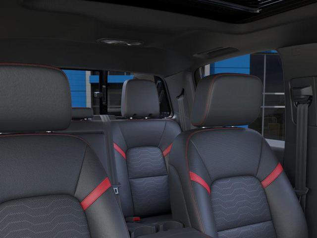 Photo of 2025 Snowdrift Metallic Chevrolet Colorado