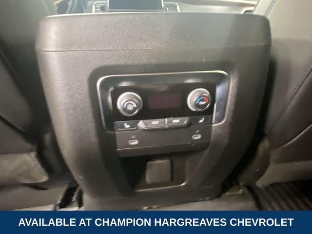 Photo of 2024 Black Chevrolet Suburban