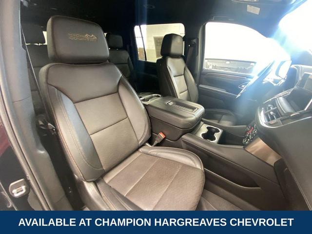 Photo of 2024 Black Chevrolet Suburban