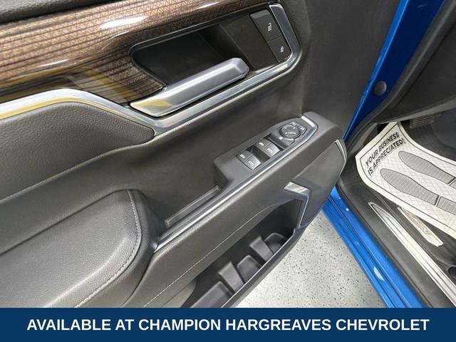 Photo of 2022 Glacier Blue Metallic Chevrolet Silverado 1500