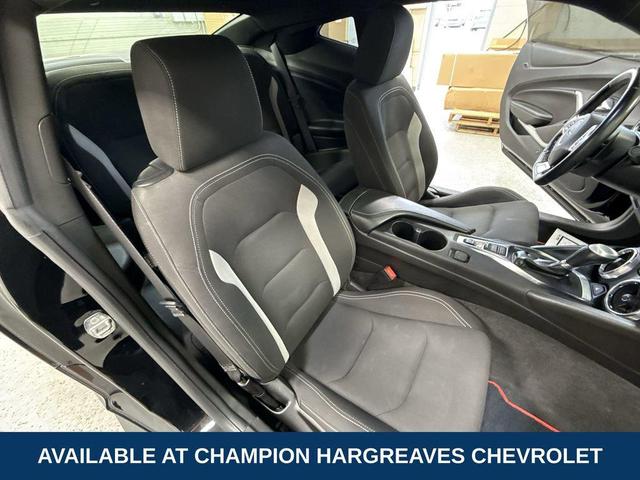 Photo of 2021 Black Chevrolet Camaro