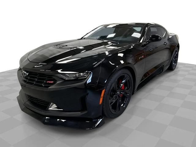 Photo of 2021 Black Chevrolet Camaro
