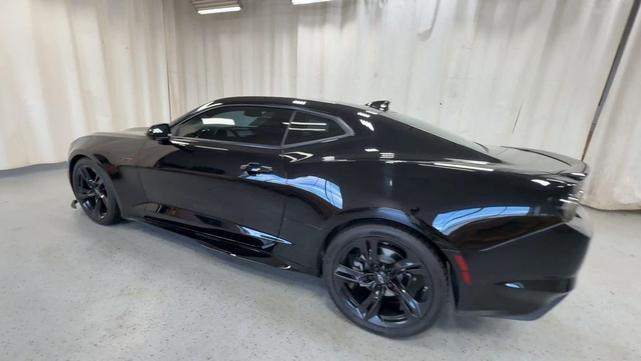 Photo of 2021 Black Chevrolet Camaro