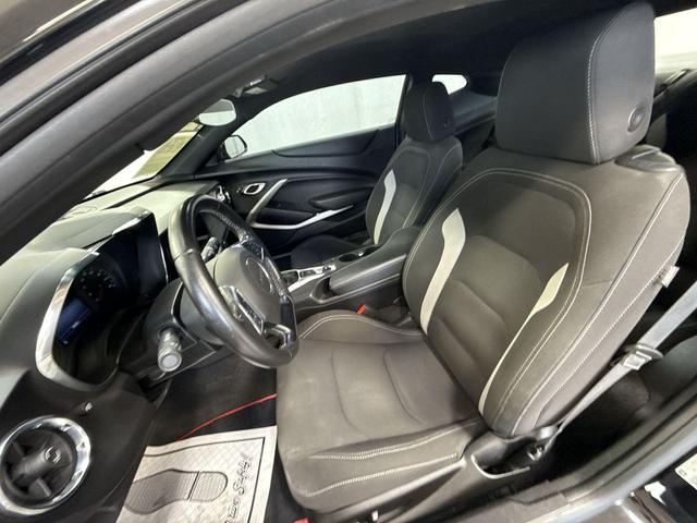 Photo of 2021 Black Chevrolet Camaro