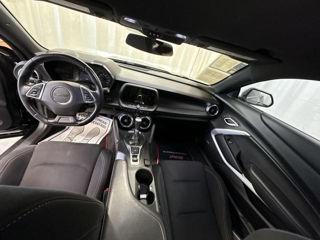 Photo of 2021 Black Chevrolet Camaro