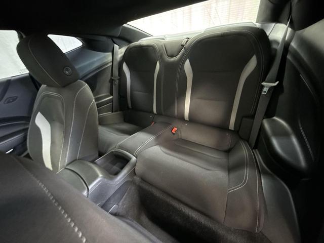 Photo of 2021 Black Chevrolet Camaro