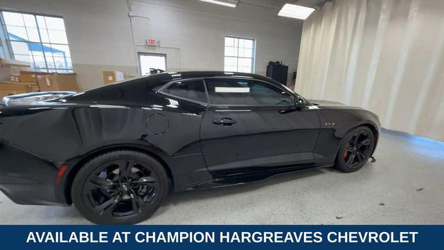 Photo of 2021 Black Chevrolet Camaro