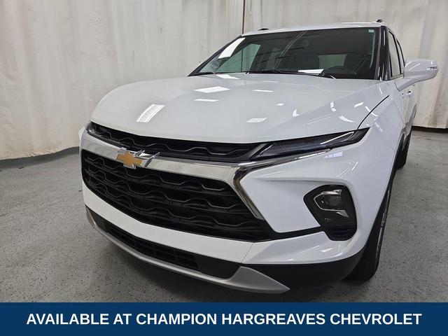 Photo of 2023 Summit White Chevrolet Blazer