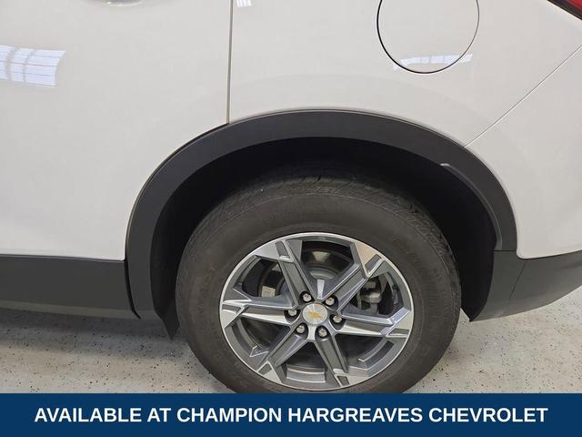 Photo of 2023 Summit White Chevrolet Blazer
