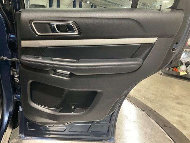 Photo of 2017 Blue Ford Explorer