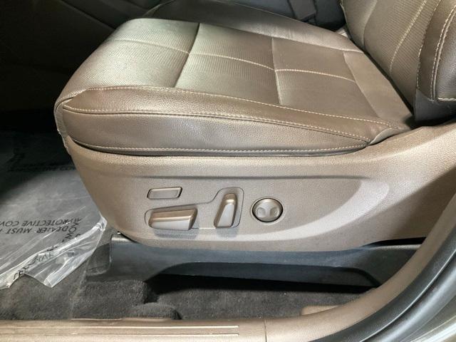 Photo of 2022 Dark Moss Kia Telluride
