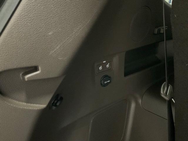 Photo of 2022 Dark Moss Kia Telluride