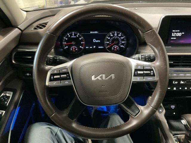 Photo of 2022 Dark Moss Kia Telluride