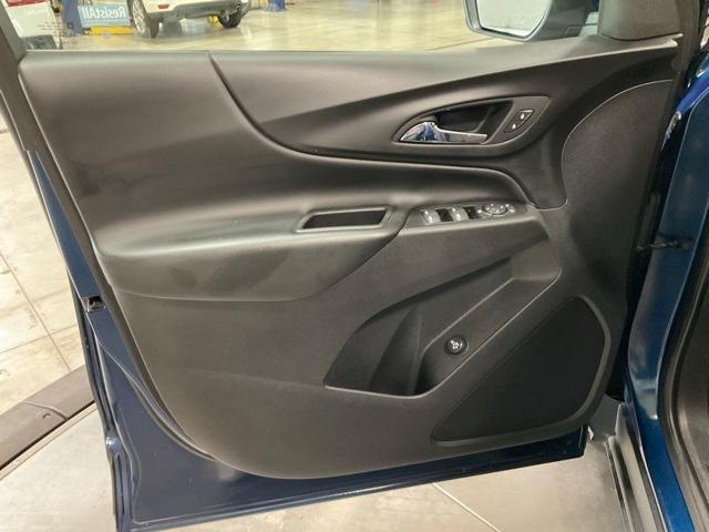 Photo of 2020 Pacific Blue Metallic Chevrolet Equinox