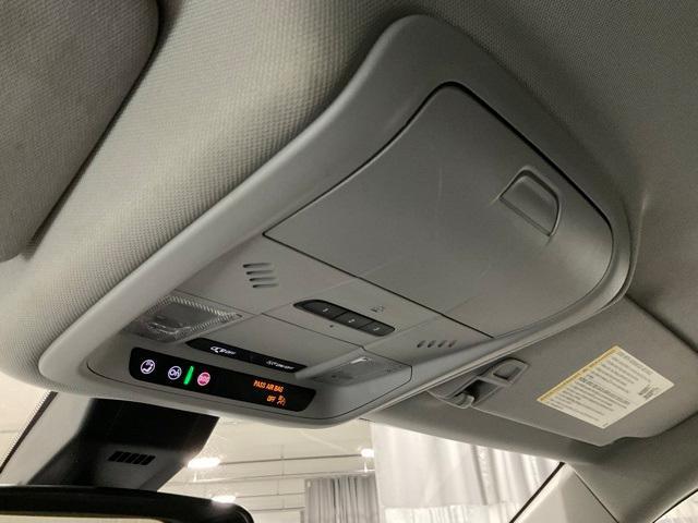 Photo of 2020 Pacific Blue Metallic Chevrolet Equinox