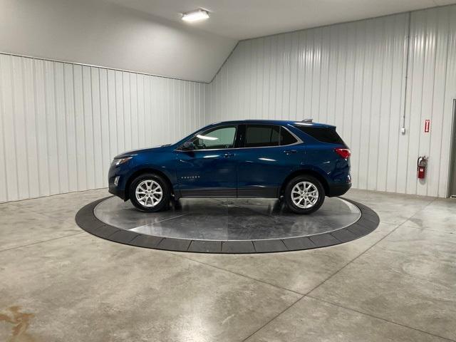 Photo of 2020 Pacific Blue Metallic Chevrolet Equinox