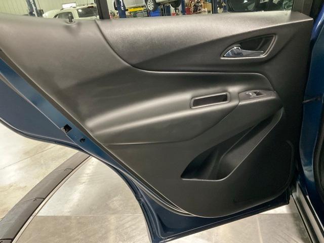 Photo of 2020 Pacific Blue Metallic Chevrolet Equinox
