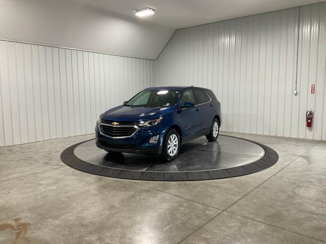 Photo of 2020 Pacific Blue Metallic Chevrolet Equinox