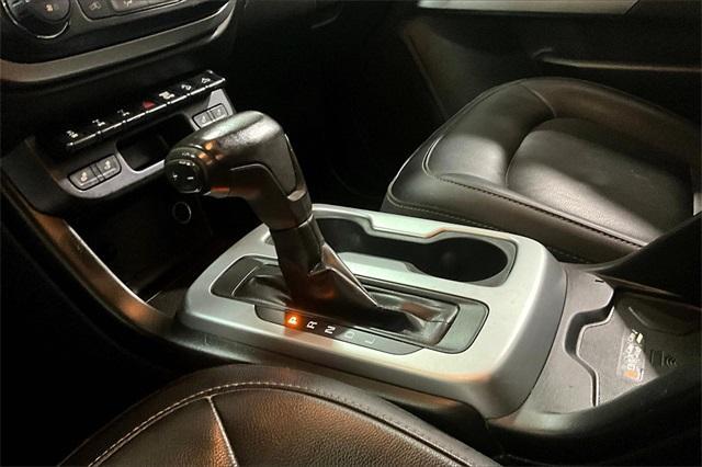 Photo of 2018 Kinetic Blue Chevrolet Colorado
