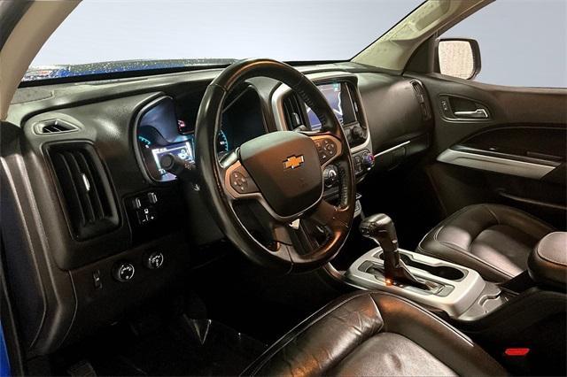 Photo of 2018 Kinetic Blue Chevrolet Colorado