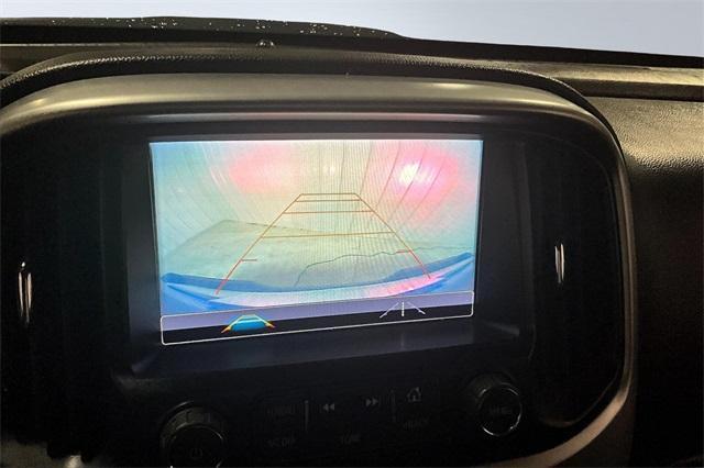 Photo of 2018 Kinetic Blue Chevrolet Colorado