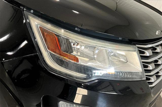 Photo of 2016 Shadow Black Ford Explorer