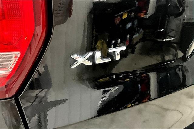 Photo of 2016 Shadow Black Ford Explorer