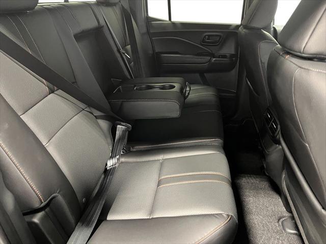 Photo of 2025 Platinum White Pearl Honda Ridgeline