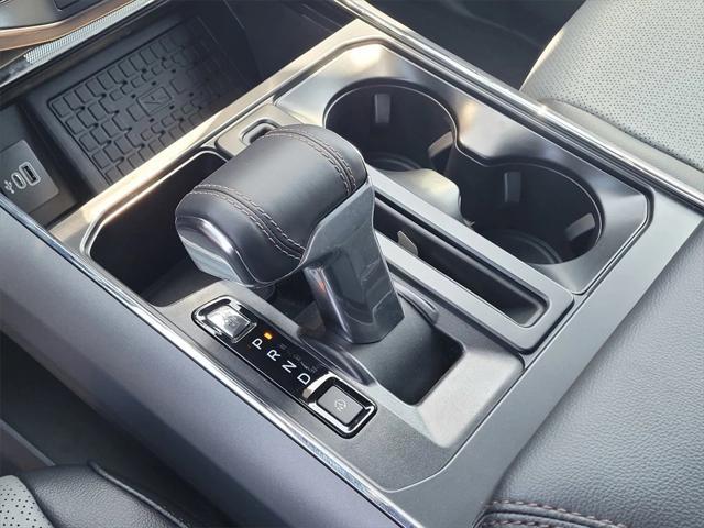 Photo of 2025 Oxford White Ford F-150 Lightning