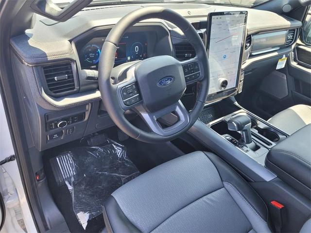 Photo of 2025 Oxford White Ford F-150 Lightning