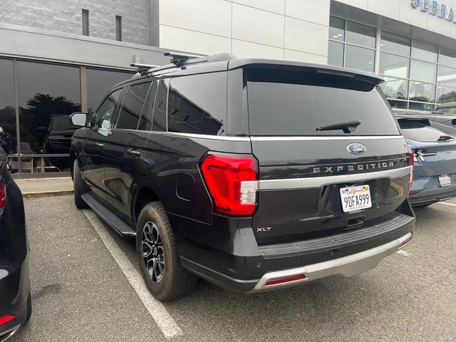 Photo of 2022 Dark Matter Metallic Ford Expedition