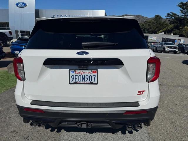 Photo of 2023 Star White Metallic Tri-Coat Ford Explorer